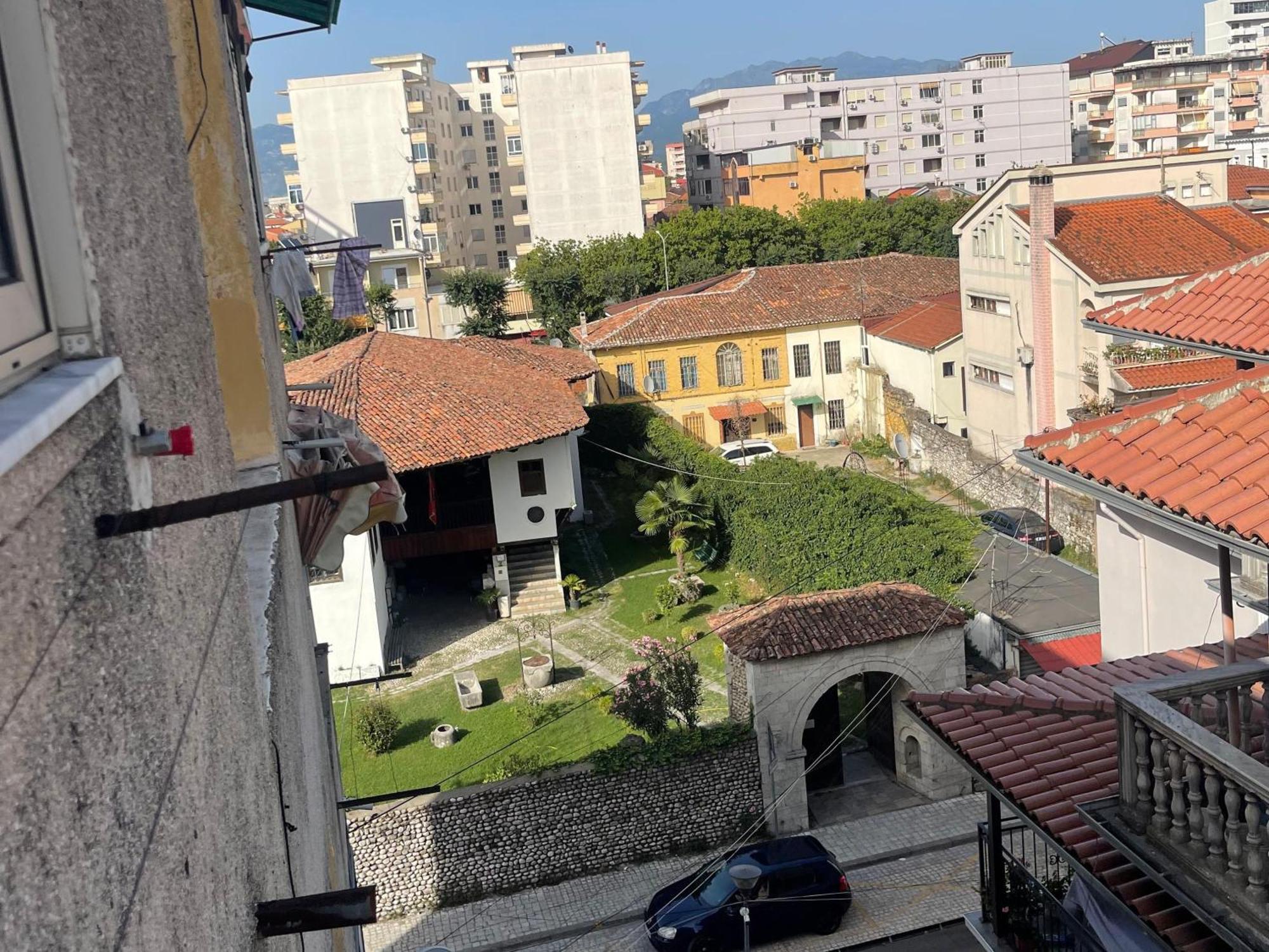 Erli Apartment Shkodër Exterior foto