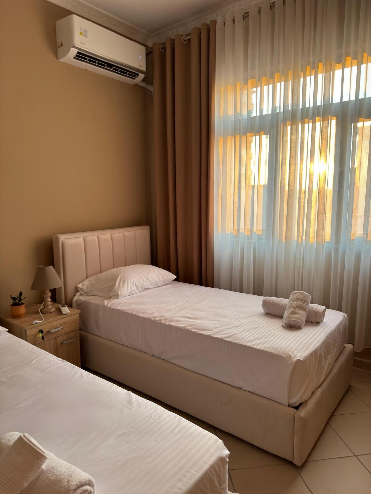 Erli Apartment Shkodër Exterior foto